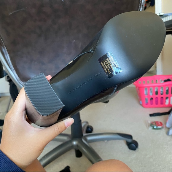 NIB Banana Republic Gayle Peep Toe Booties - Picture 3 of 4